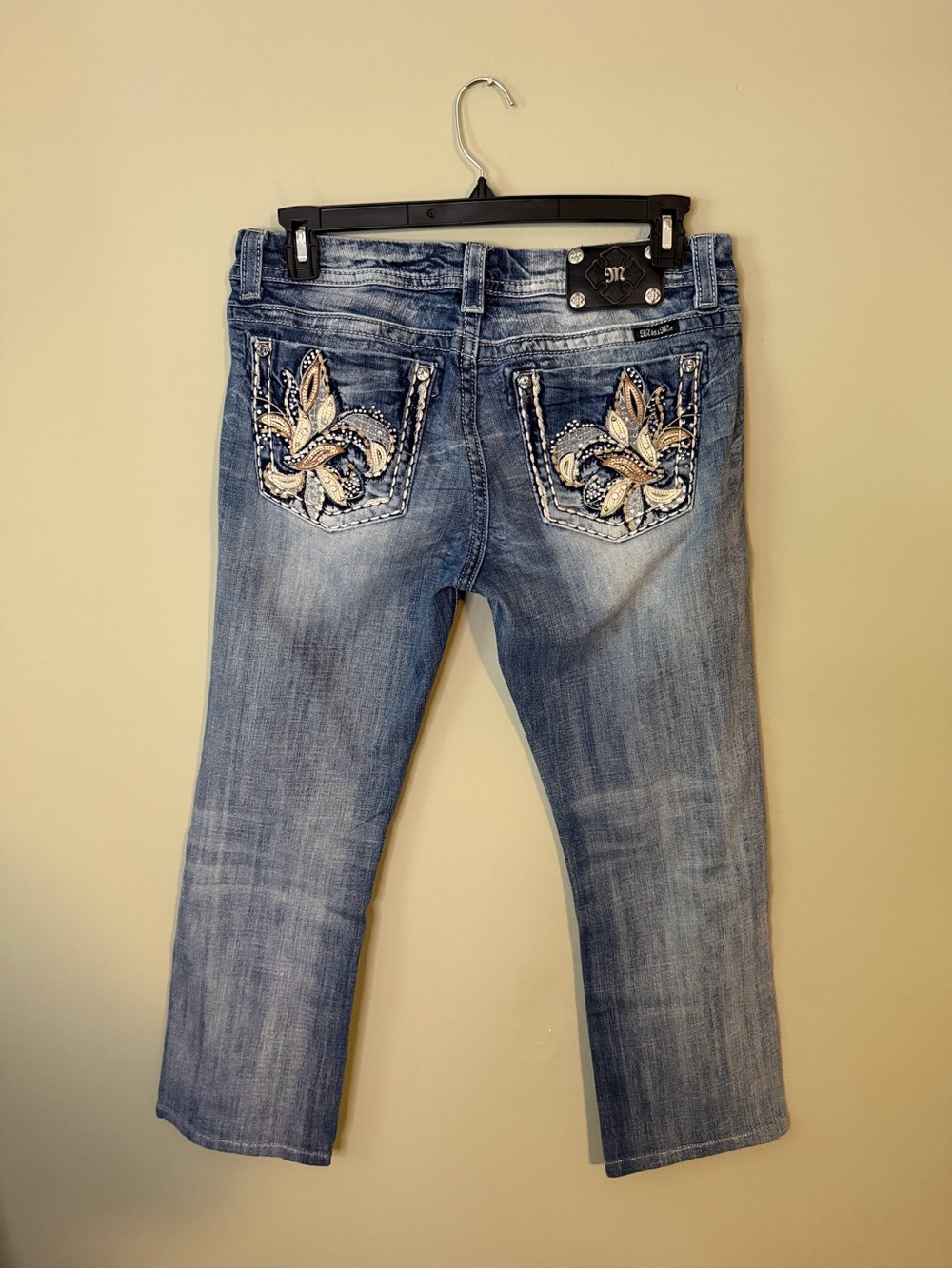 Gorgeous Y2K Miss Me Easy Boot Jeans With Embellished Pockets 27” Inseam hemmed